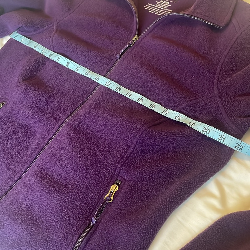 L.L. Bean Women's Deep Purple Mountain Fleece Jacket - Picture 5 of 7